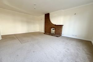 Lounge- click for photo gallery